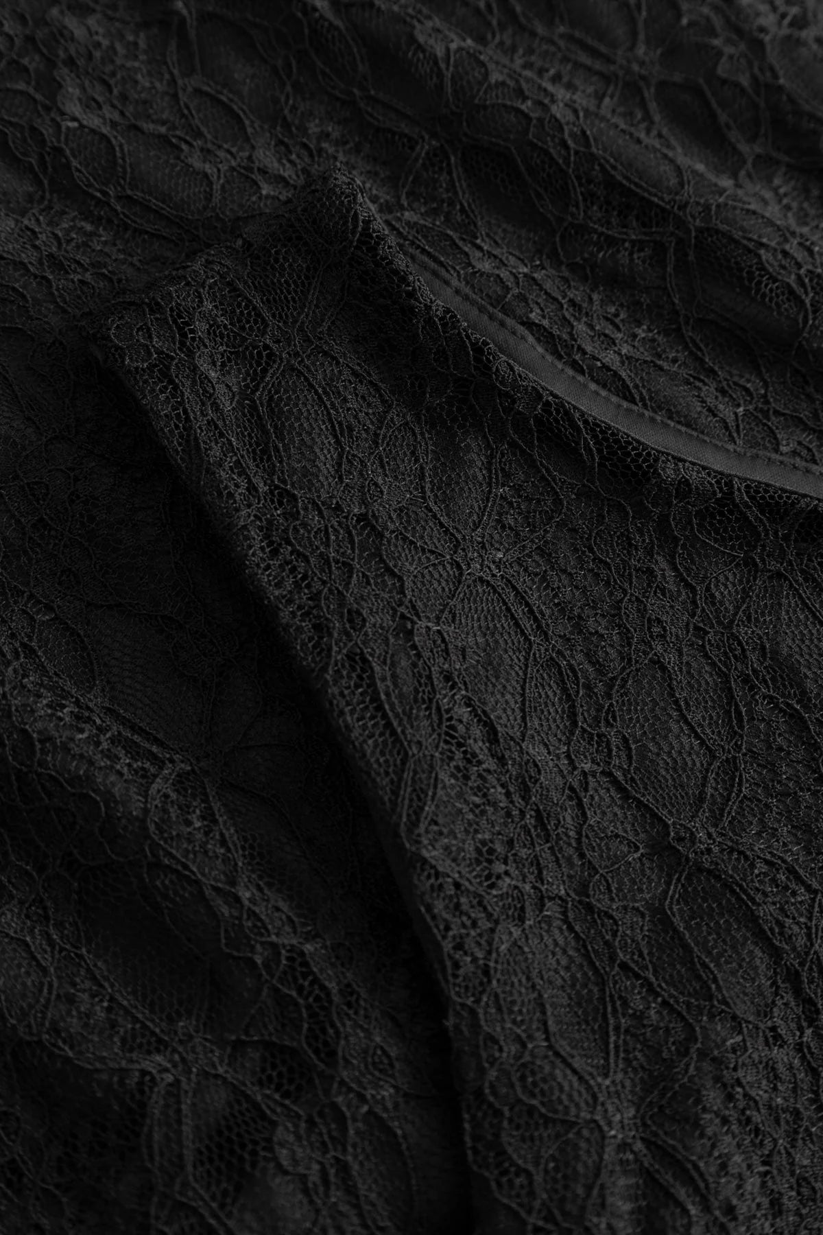 Linzey One-Shoulder Lace Dress