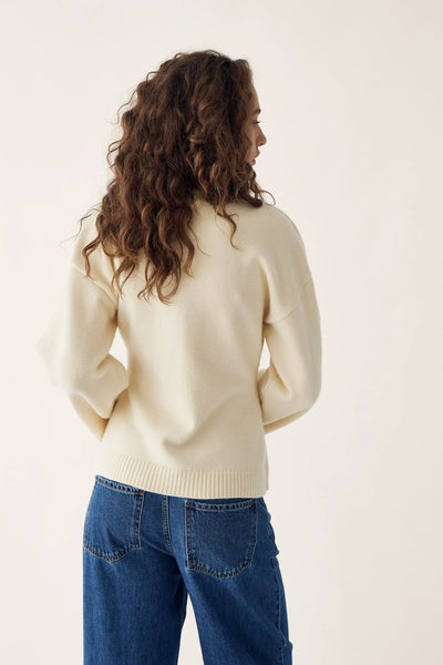 Relaxed Knit Button Cardigan
