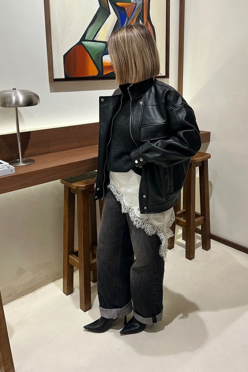 Mid Waist Loose Straight Denim