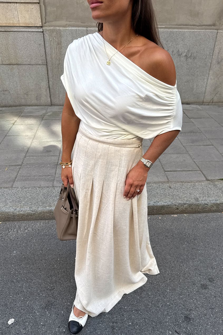 Soft Line Draped Top