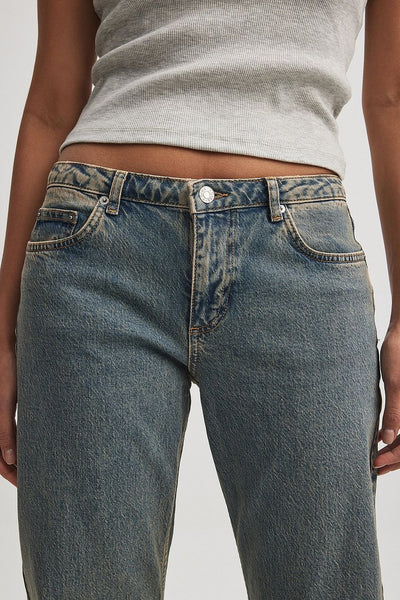 Low Waist Jeans