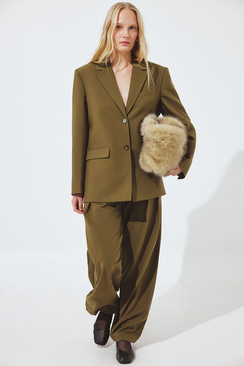 Oversized Open Back Blazer