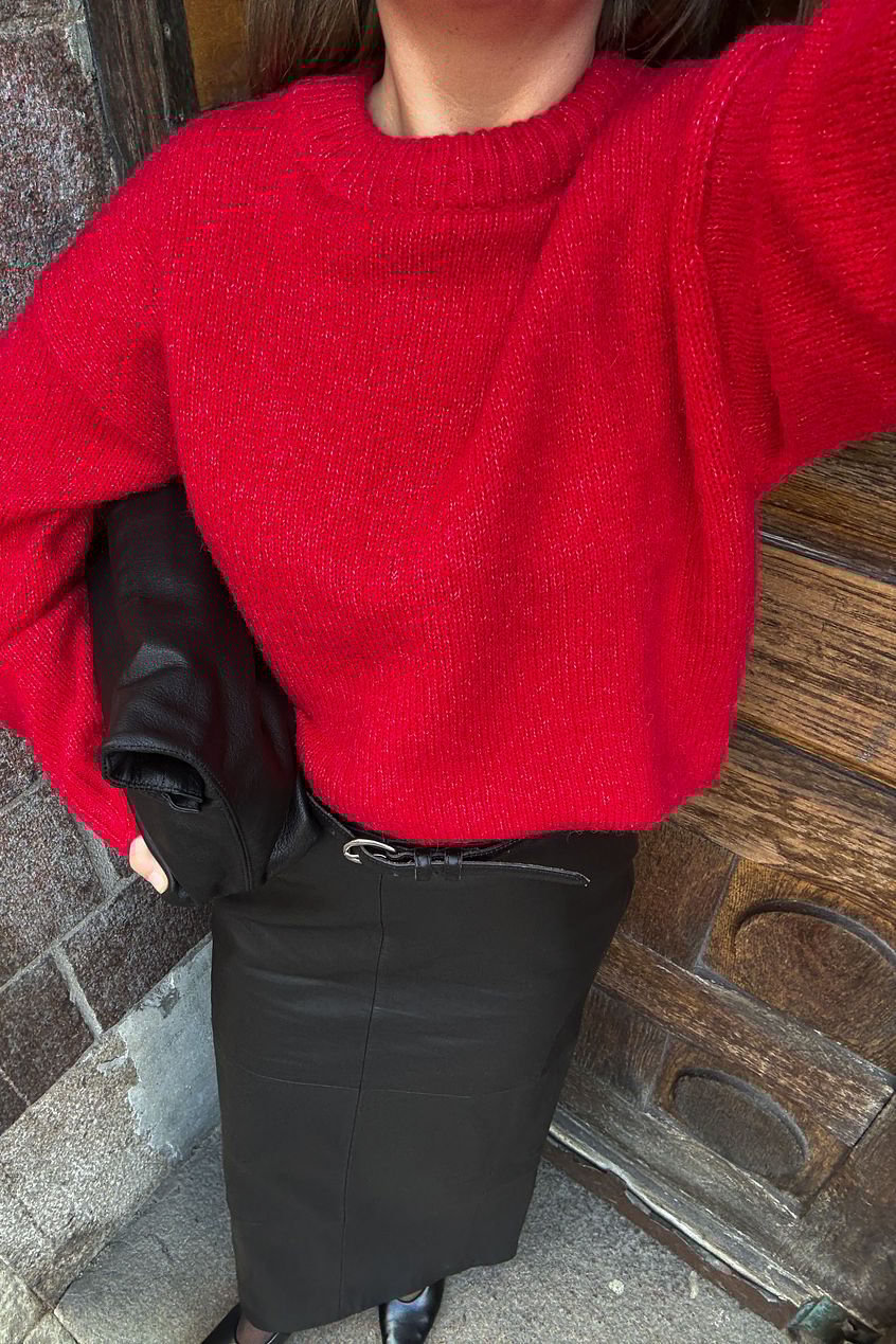 Round Neck Wool Blend Knitted Sweater