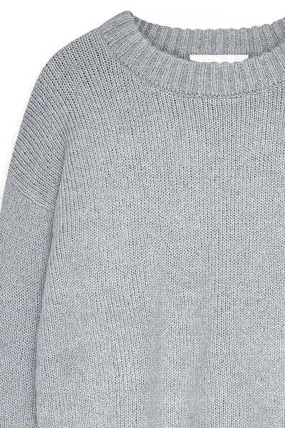 Round Neck Wool Blend Knitted Sweater