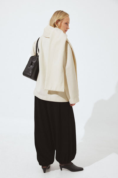 Short Scarf Detailed Coat